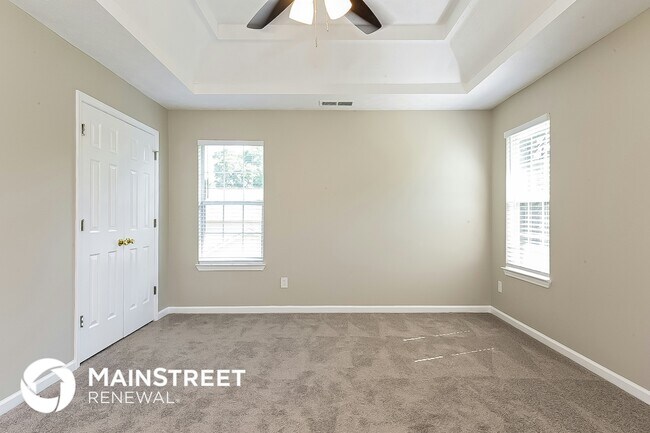 Building Photo - 5587 Orchard Rd