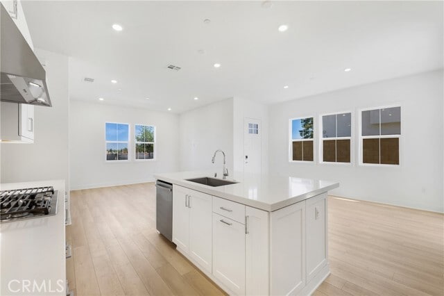 Building Photo - 141 Dolores