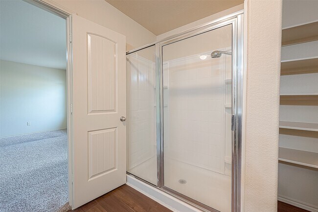 Building Photo - 2038 Treasure Mountain Dr