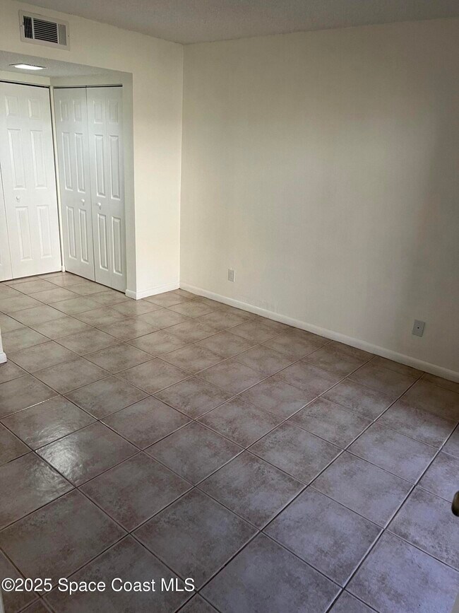 Building Photo - 1609 Sunny Brook Ln