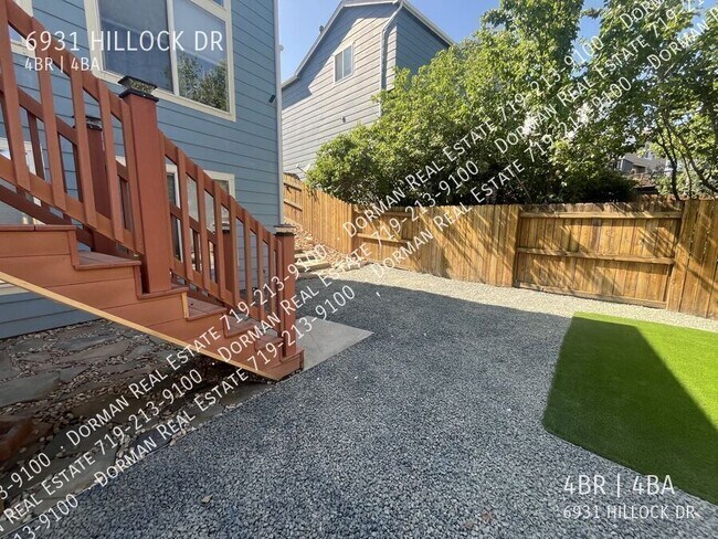 Building Photo - 6931 Hillock Dr