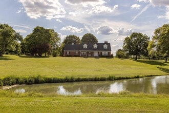 Building Photo - 5565 Stringtown Rd NW