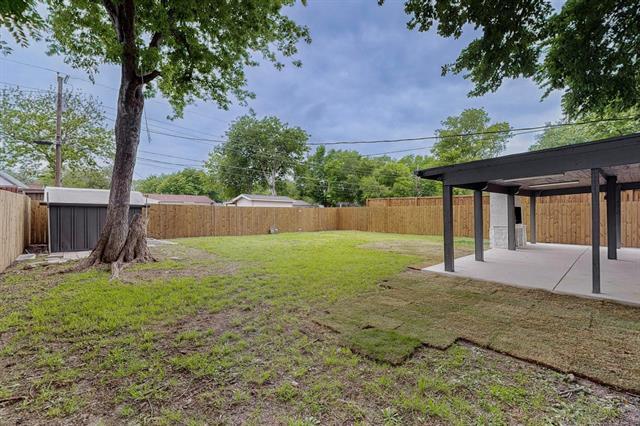Building Photo - 4209 Dumont Dr