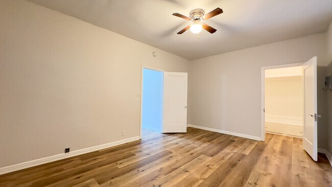 Building Photo - 201 S Alexandria Ave