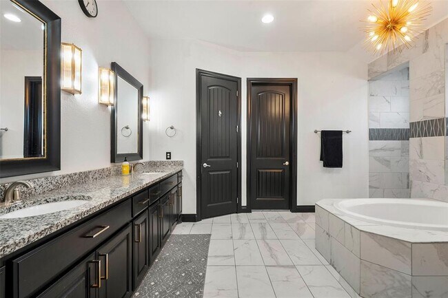 Building Photo - 225 Escarpment Wy