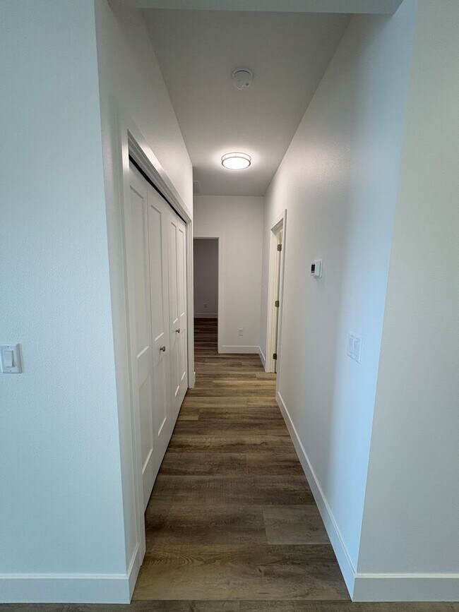 Building Photo - 4605/4607 Twisted Pine Dr