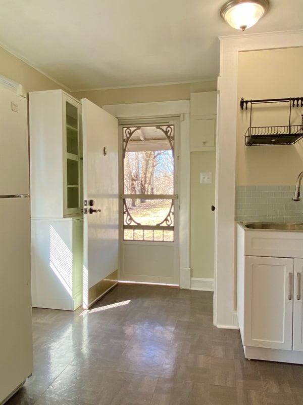 Building Photo - 5330 E Burgess Ave