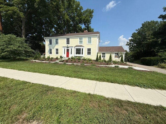 Building Photo - 45800 W Ann Arbor Trail