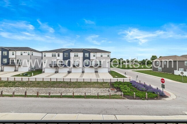 Building Photo - 2936 W New York St