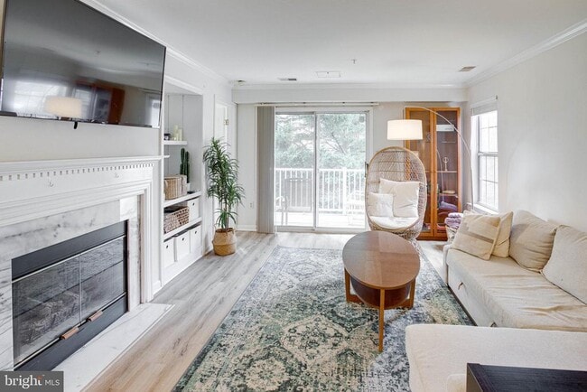 Building Photo - 13615 Garfield Pl