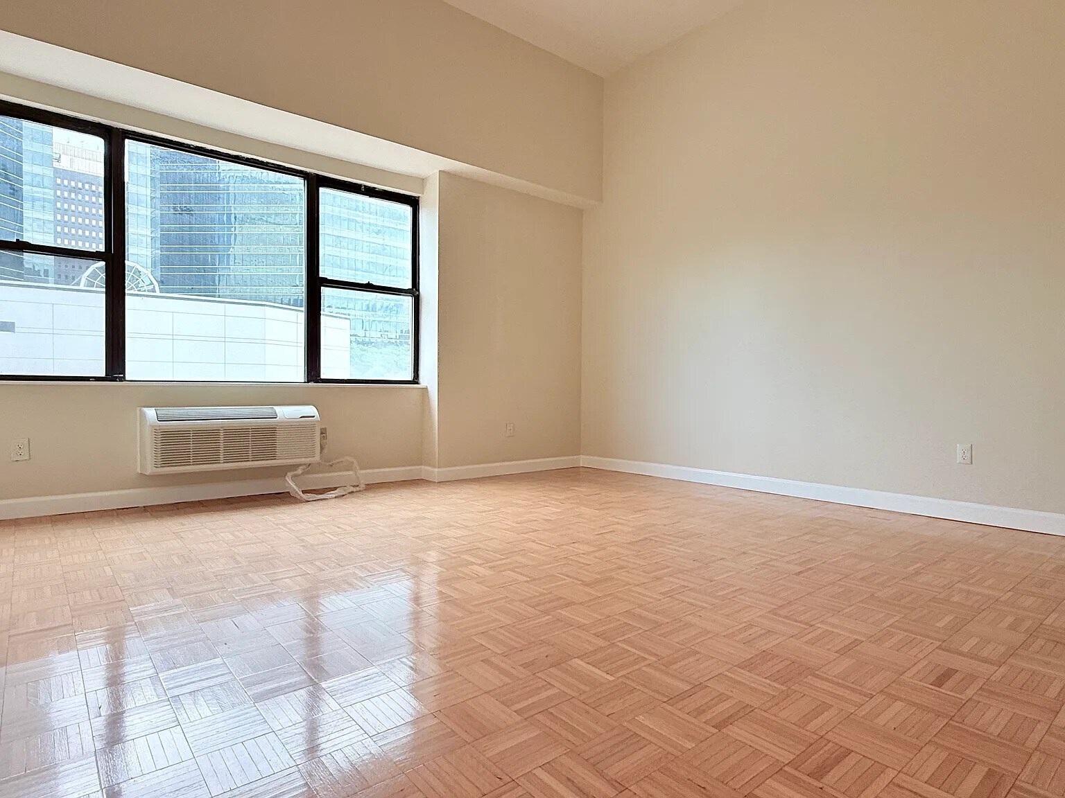 Building Photo - 111 Mulberry St