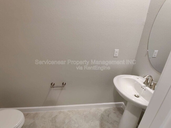 Building Photo - 1312 White Fox Run