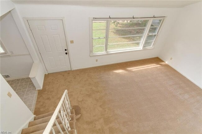 Building Photo - 1316 Gabriel Dr