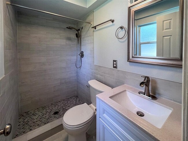 Building Photo - 536 NW 34th St