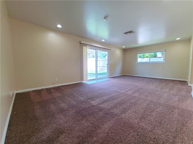 Building Photo - 1012 Fulbright Ave