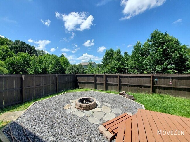 Building Photo - 3294 Winding Br Trl