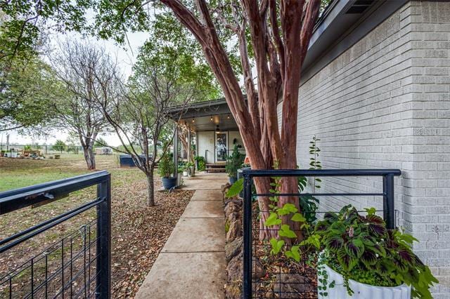 Building Photo - 1200 Tipps Rd