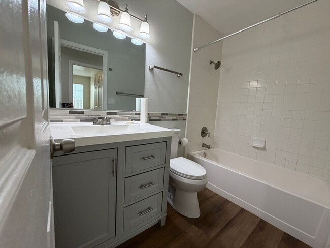Building Photo - 8267 Moorhaven Way