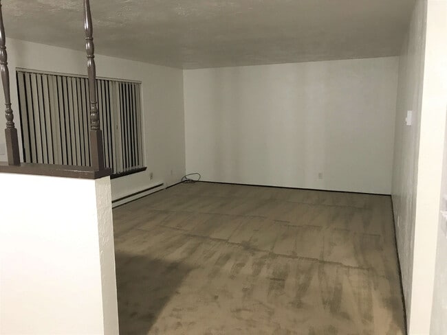 Building Photo - Woodland Park Apartments