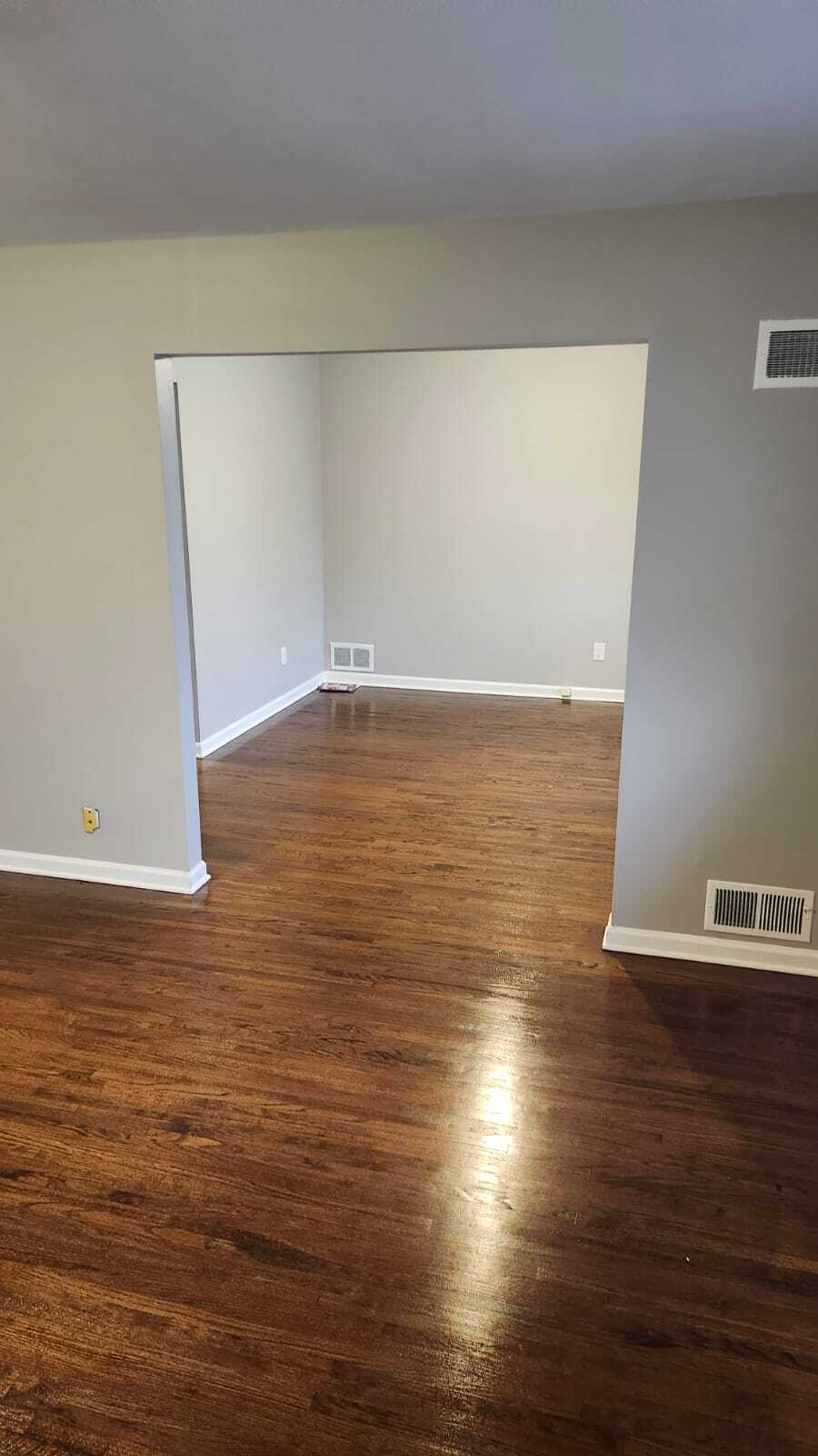 Building Photo - 17 Union Ave