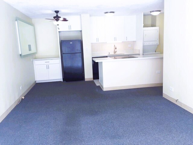 Building Photo - 2415 Ala Wai Blvd