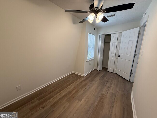 Building Photo - 180 Reed St