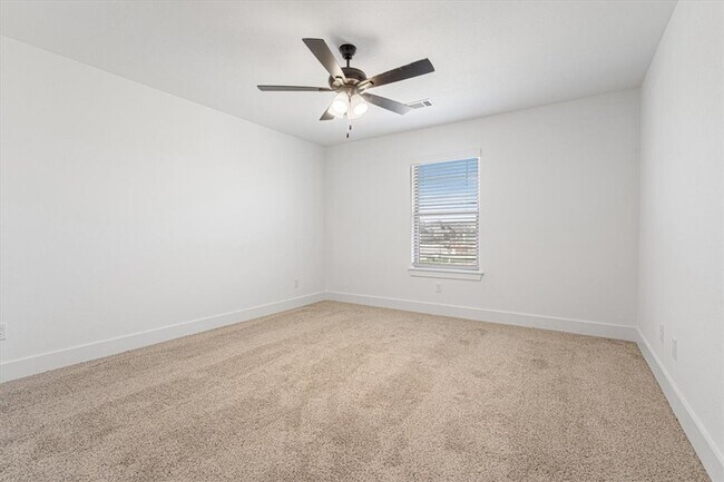 Building Photo - 6900 SW High Meadow Blvd