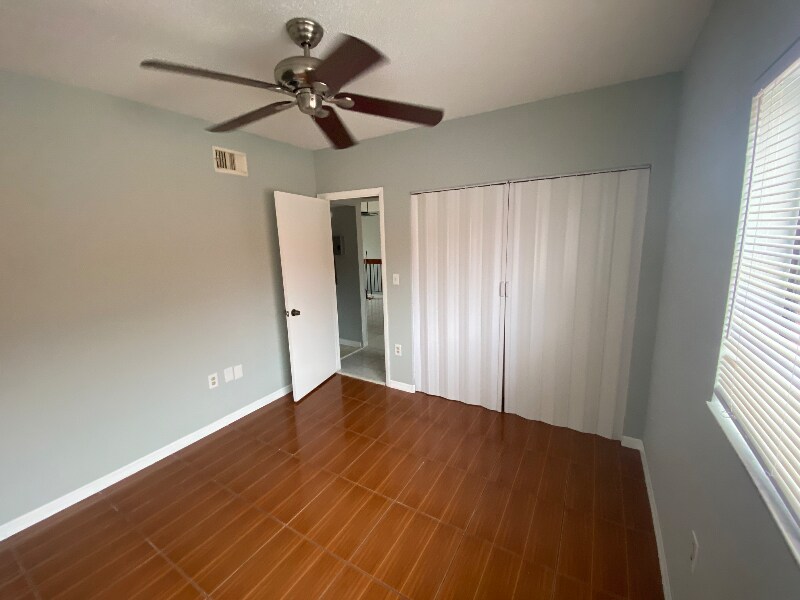 Building Photo - 6370 W 27th Ct