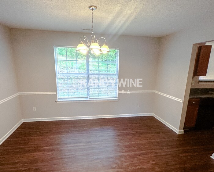 Building Photo - 6022 Birdseye Tr