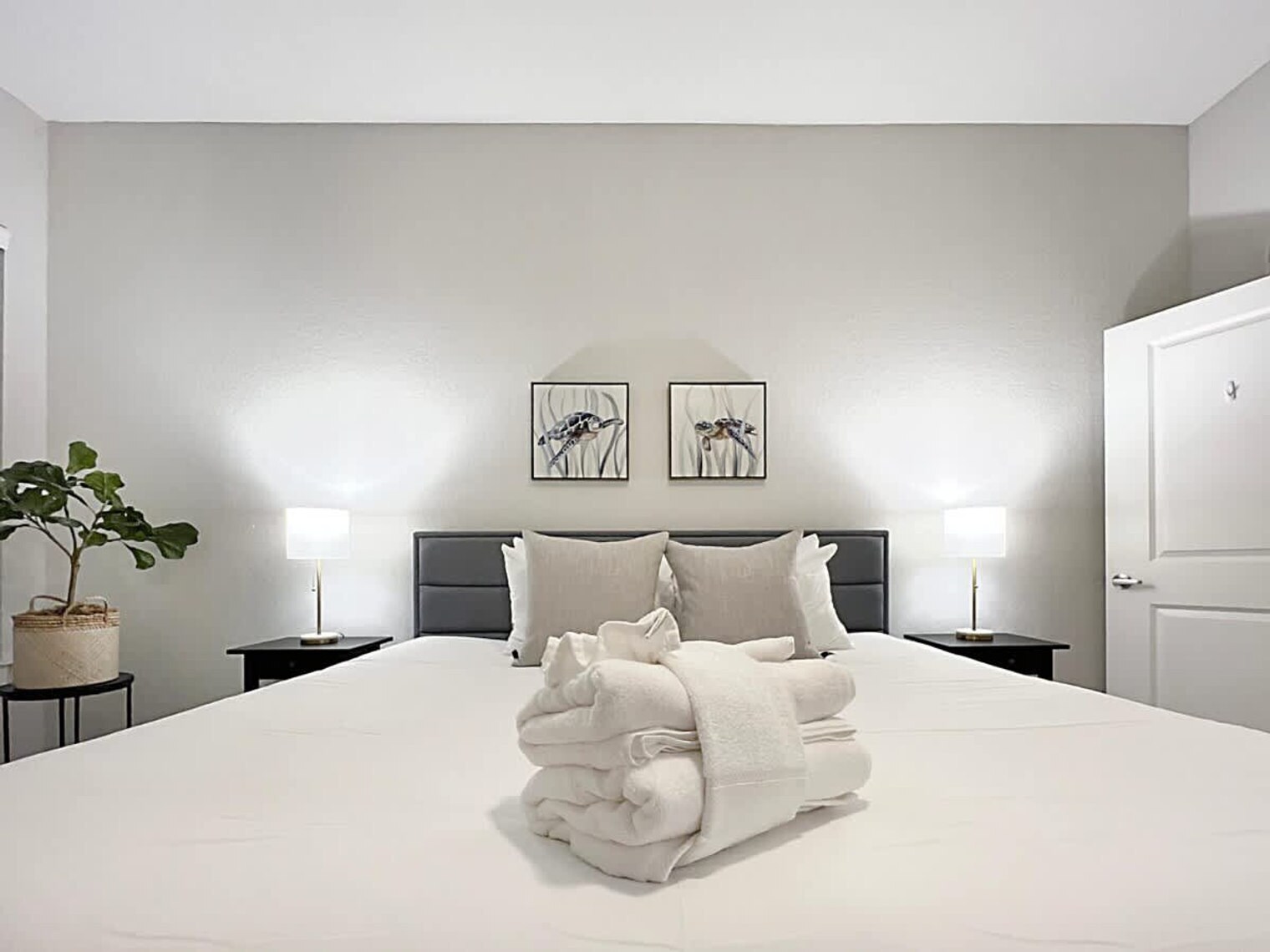 Building Photo - 2615 N Grady Ave