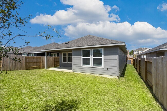 Building Photo - 18615 Century Pne Ln