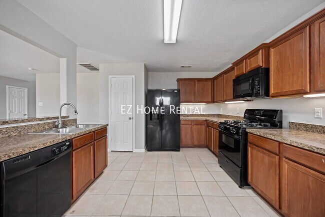 Building Photo - 16267 Silver Wing Ln