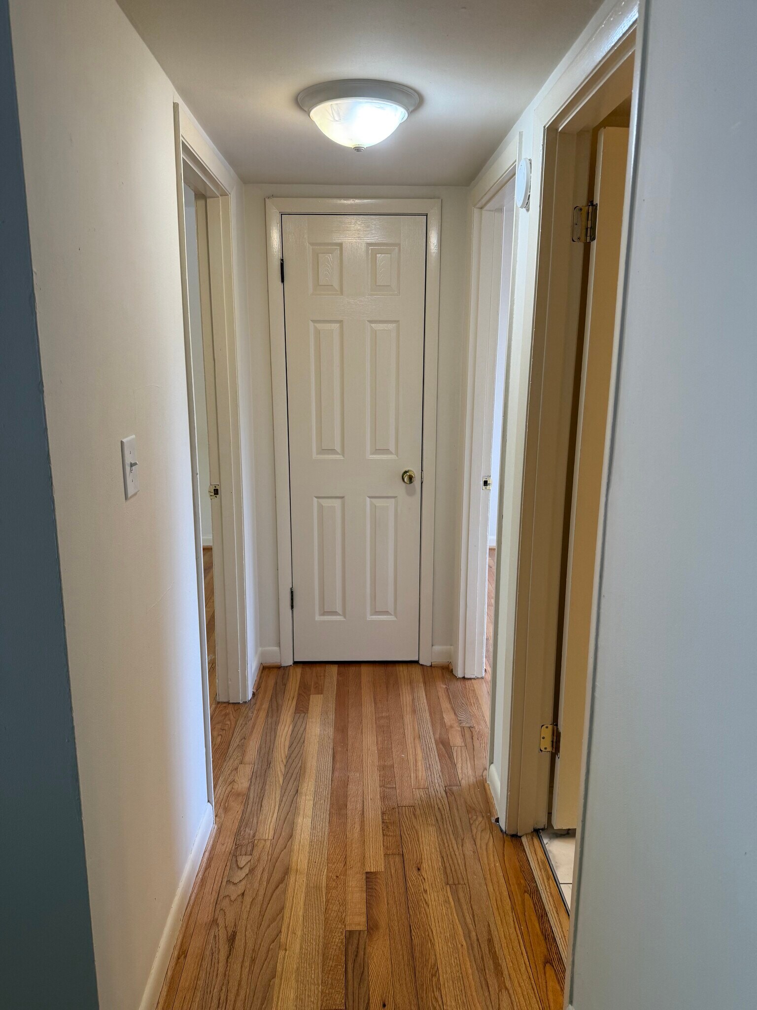 Building Photo - 425 S Church St