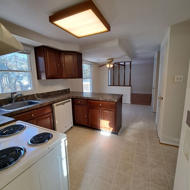 Building Photo - 3646 Lightner Ct