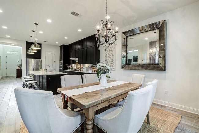 Building Photo - 4808 Globe Mallow Dr