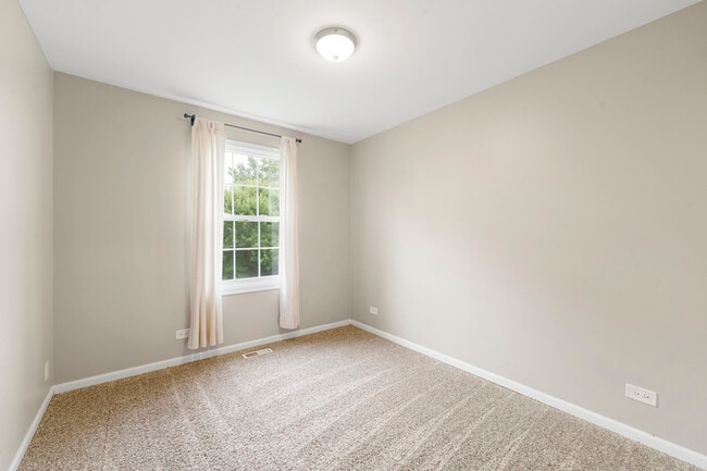 Building Photo - 1301 Seabury Cir