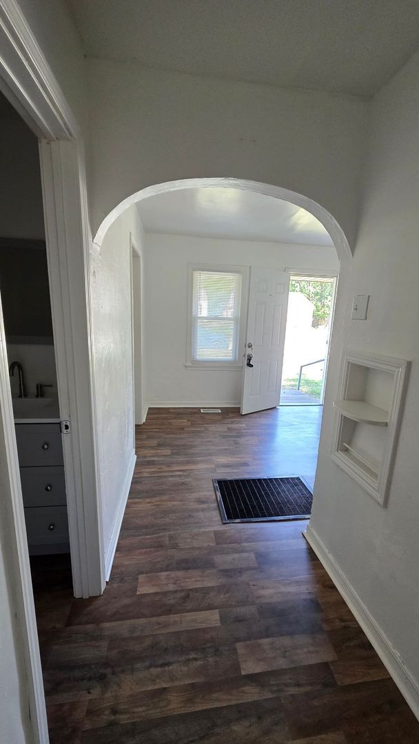 Building Photo - 3104 NW 46th St