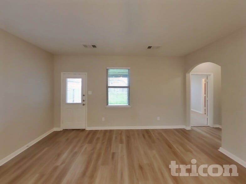 Building Photo - 211 Kennedy Dr