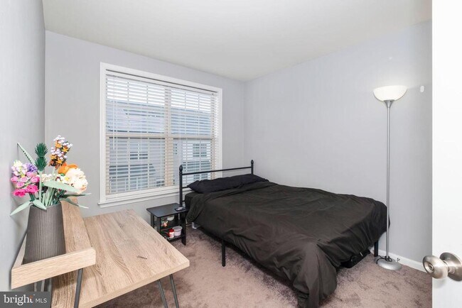 Building Photo - 9519 Smithview Pl