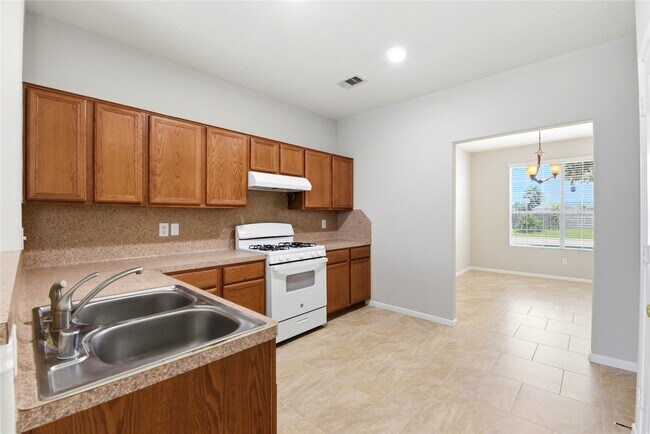 Building Photo - 1107 Northgate Springs Dr