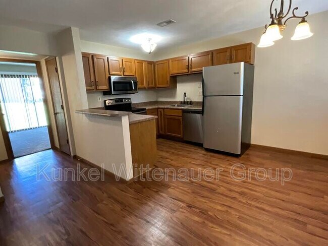 Building Photo - 173 Eagle Ridge