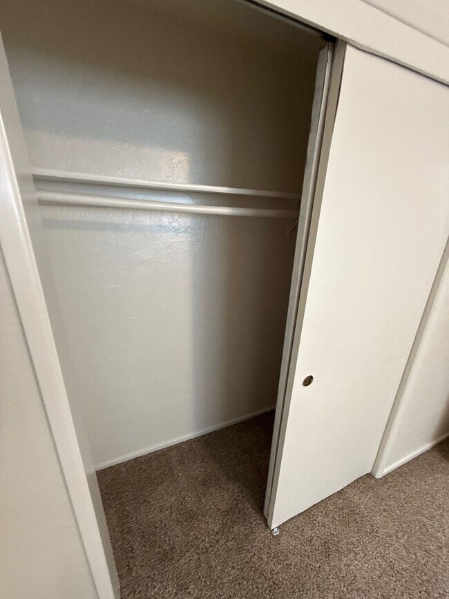 Building Photo - 3875 Iberis St NE