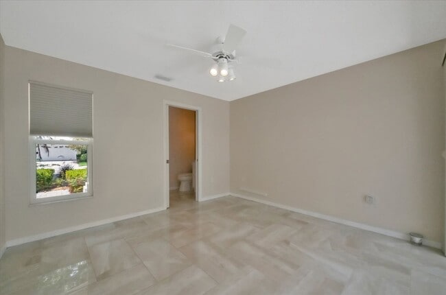 Building Photo - 3BR/2.5BA Private Pool Home | Chestnut Creek Community in Venice