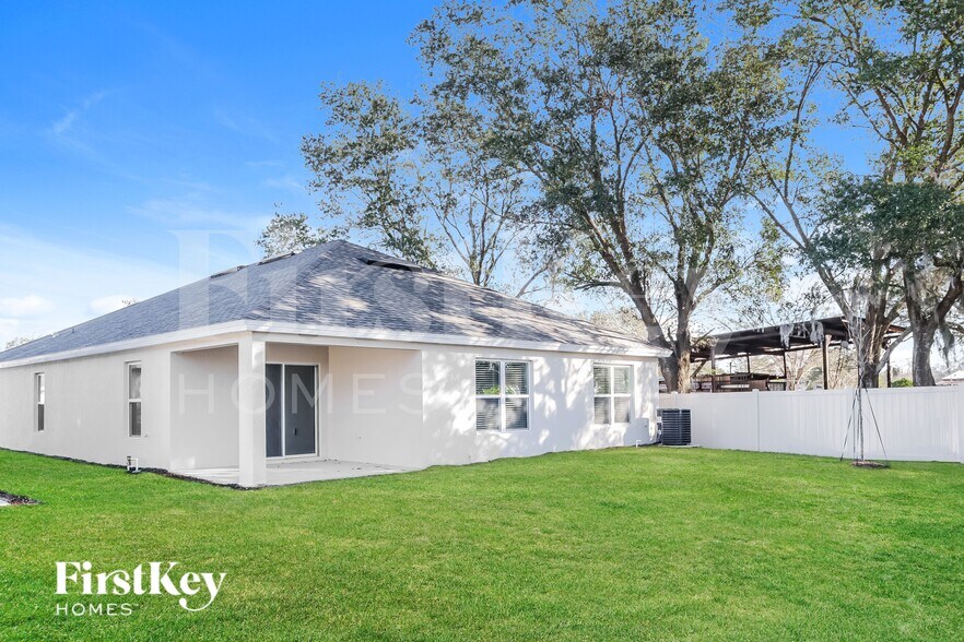 Building Photo - 437 Earhart Dr