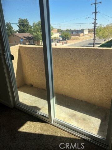 Building Photo - 454 E Ave Q3