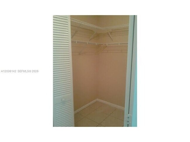 Building Photo - 15741 SW 137th Ave