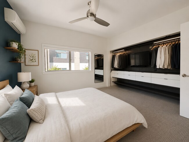 Building Photo - Beacon Hill Townhome