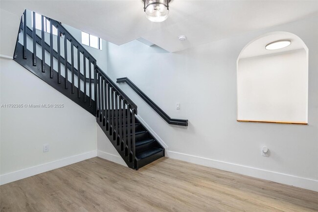 Building Photo - 8658 SW 159th Ct
