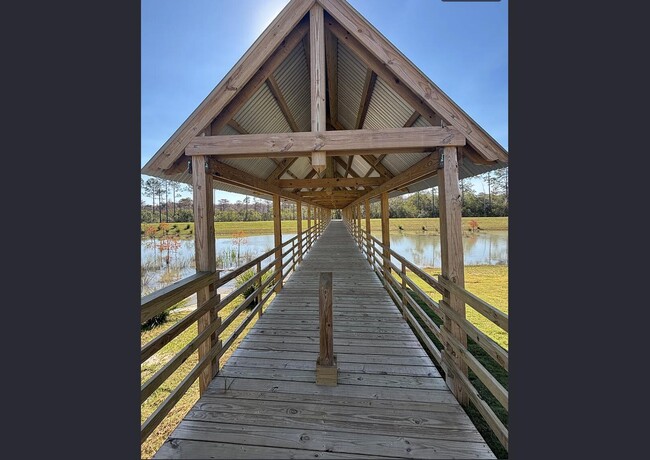 Building Photo - 45 Splendor Run