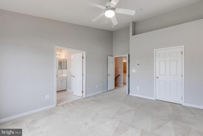 Building Photo - 25286 McIntyre Sq